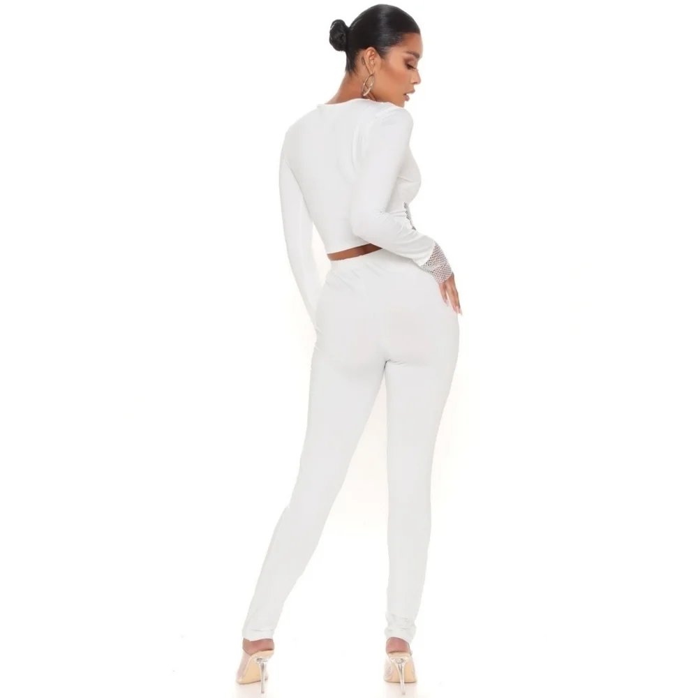 NWT On The Town White Rhinestone Co-ord Legging Set Size Medium